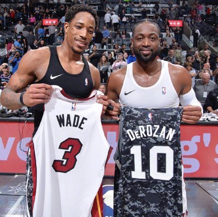 背身做墙与 背身做墙与